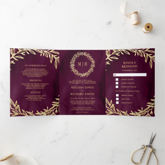 Plum Gold Leaf Branch Alles in een bruiloft Drieluik Uitnodiging (Binnen)