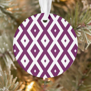 Plum paars en white diamant patroon ornament