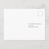 Plum Paars Floral Script Wedding RSVP Uitnodiging Briefkaart (Achterkant)