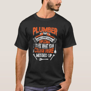 Plumber die gebruik maakt van een pipef van het ho t-shirt