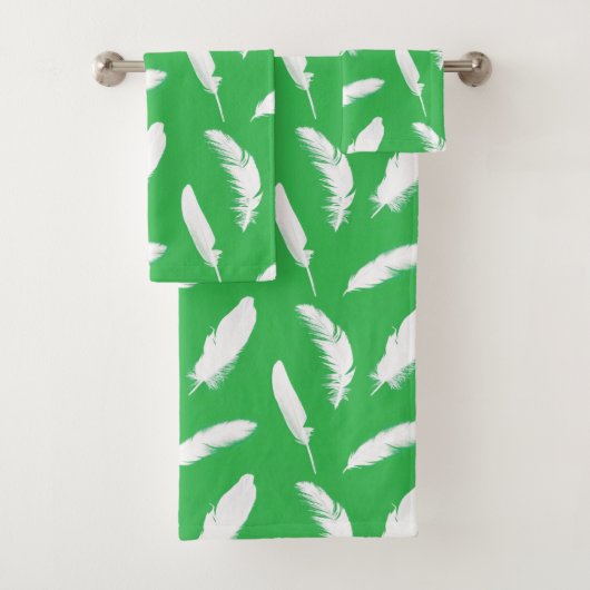 Plumes blanches sur Jade Green (En situation)