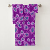 Plumes d'orchidée Peacock sur Amethyst violet (En situation)