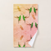 Plumes dorées de colibri vert (Serviette à main)