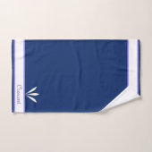 Plumes élégantes sur bleu marine (Serviette à main)