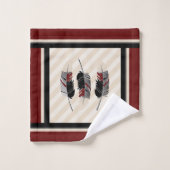 Plumes en crème, marron et noir (Gant de toilette)