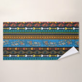 Plumes ethniques : Broderie Boho Chic (Serviette de bain)