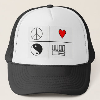 PLUR TRUCKER PET