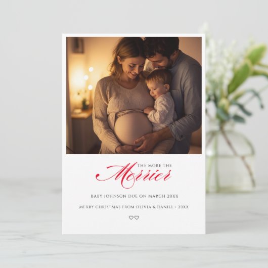 Plus Le Merrier Red Baby Faire-part (Debout devant)