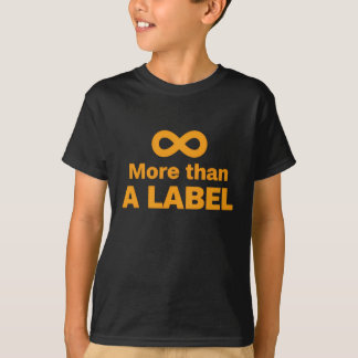 Plus qu'une étiquette – T-Shirt Neurodiversité Fie