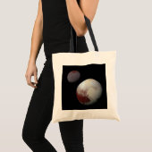Pluto & Moon Charon door New Horizons NASA Tote Bag (Voorkant (product))