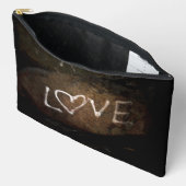 Pochette À Accessoires AMOUR Brown et blanc (Ouvrir)