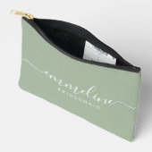 Pochette À Accessoires Bridesmaid Modern Minimal Script Sage (Ouvrir)