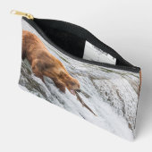 Pochette À Accessoires Brown Bear Catches Red Salmon (Ouvrir)