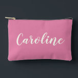Pochette À Accessoires Calligraphie minimaliste rose chaud Nom personnali<br><div class="desc">Ce sac accessoire élégant présente un design calligraphique minimaliste avec un nom rose chaud audacieux, alliant simplicité et couleur vive. Idéal pour organiser le maquillage, voyager et ajouter une touche chic à votre quotidien. Ce design unique en fait un cadeau réfléchi pour tous ceux qui aiment les accessoires modernes et...</div>