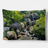 Pochette À Accessoires Cascade forestière | verdure forestière (Verso)