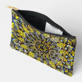 Pochette À Accessoires Conception de mandala dessinée à la main jaune ver (Ouvrir)