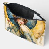 Pochette À Accessoires Dans Vogue (Ouvrir)