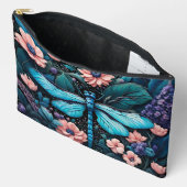 Pochette À Accessoires Dragonfly dans un jardin fleuri la nuit (Ouvrir)
