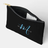 Pochette À Accessoires Élégant Black Sky Blue Script Monogramme moderne (Ouvrir)