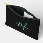 Pochette À Accessoires Élégant Noir Turquoise Script Monogramme moderne (Ouvrir)