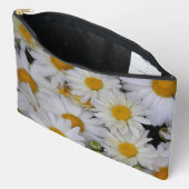 Pochette À Accessoires Fleur de marguerites baisées (Ouvrir)