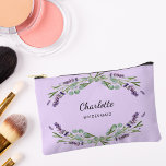 Pochette À Accessoires Fleurs de lavande violette bridesmaid<br><div class="desc">Un arrière - plan violet. Décoré de fleurs de lavande et de verdure d'eucalyptus. Personnalisez et ajoutez le nom de votre servante.</div>