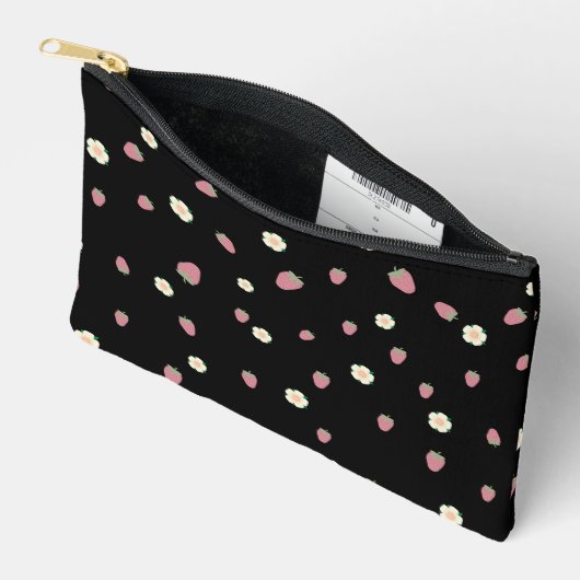 Pochette À Accessoires Fraises et fleurs Motif noir (Ouvrir)