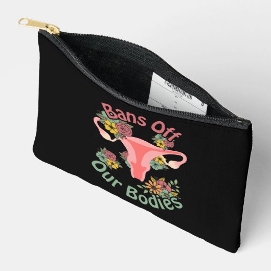 Pochette À Accessoires Interdit Nos Corps (Ouvrir)