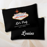 Pochette À Accessoires Las Vegas Bachelorette Party Favoriser personnalis<br><div class="desc">La Fête De Bachelorette De Las Vegas Privilégie La Pochette D'Accessoires Personnalisée. Customisez avec votre nom d'événement,  votre date et votre nom personnalisé au dos. Entrez l'outil de conception Zazzle pour des personnalisations de conception supplémentaires.</div>