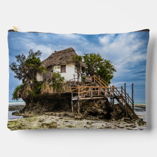 Pochette À Accessoires Maison pittoresque sur un affleurement de corail t