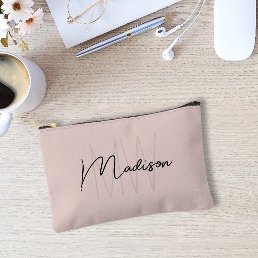 Pochette À Accessoires Marque Moderne Monogramme Nom Écriture Rose Pâle