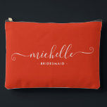 Pochette À Accessoires Miniature minimaliste en orange profond personnali<br><div class="desc">Voici notre chic minimaliste Deep Orange Personnalisé Bridesmaid Accessory Pouch, un cadeau élégant et polyvalent conçu pour célébrer vos demoiselles d'honneur dans l'élégance. Cette poche accessoire est l'exemple du chic moderne, parfait pour toutes les occasions, des propositions de demoiselle d'honneur aux douches nuptiales. Conçu dans un style minimaliste, ce sac...</div>