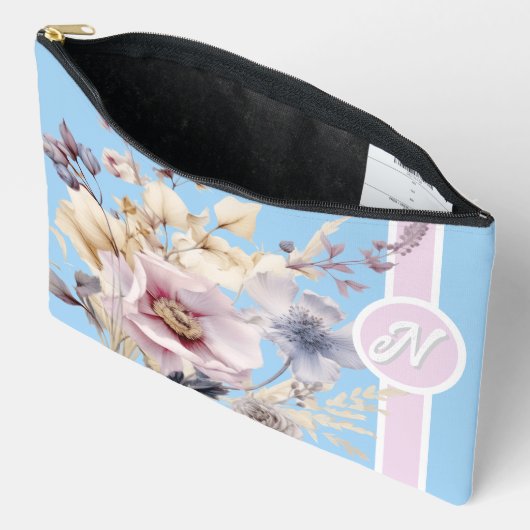 Pochette À Accessoires Monogramme floral bleu pastel et rose (Ouvrir)