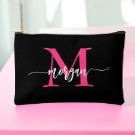 Pochette À Accessoires Monogramme noir rose chaud Nom de la fille Script<br><div class="desc">Organisez vos articles essentiels en style avec notre Pouch Accessoire pour Fille de Monogramme Hot Pink ! Doté d'un design rose chaud audacieux, ce sac est personnalisé avec votre nom dans une police de script élégante pour une touche personnalisée chic. Parfait pour stocker des cosmétiques, papeterie ou petits accessoires, il...</div>
