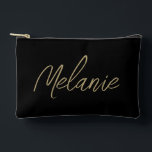 Pochette À Accessoires Monogramme Nom Élégant Moderne Minimaliste Or Noir<br><div class="desc">Pochette Accessoire Monogramme Nom Élégant Moderne Minimaliste Or Noir. Personnalisez avec style avec votre nom personnalisé.</div>
