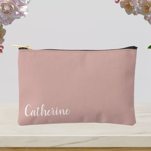 Pochette À Accessoires monogramme personnalisé, rose avec typographie de 