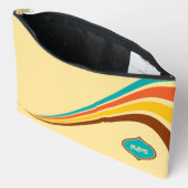 Pochette À Accessoires Monogramme rétro des années 1970 (Ouvrir)