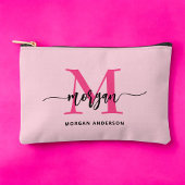Pochette À Accessoires Monogramme rose chaud Nom de la fille Script