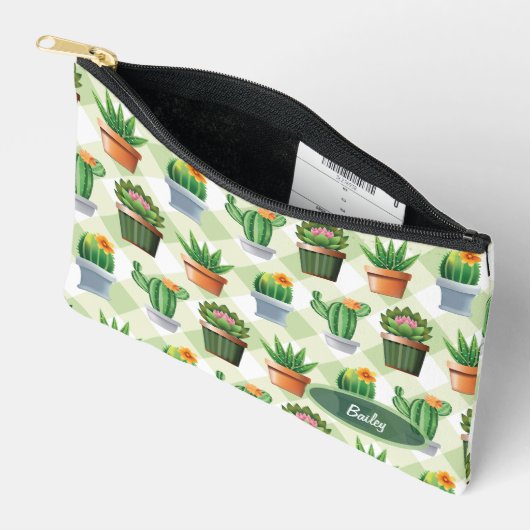 Pochette À Accessoires Motif de cactus en vichy vert (Ouvrir)
