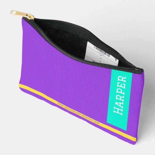 Pochette À Accessoires Nom personnalisé et monogramme tendance violet (Ouvrir)