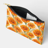 Pochette À Accessoires Orange marigold flowers pattern (Ouvrir)