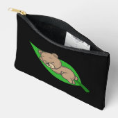 Pochette À Accessoires Ours sur une petite feuille (Ouvrir)