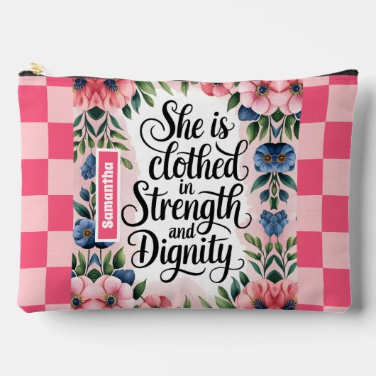 Pochette À Accessoires Personnalisée, elle est habillée en Force chrétien (Recto)