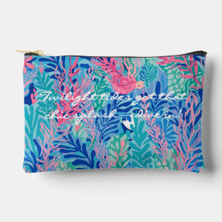 Pochette À Accessoires Print cut sew bag in stylish graphic