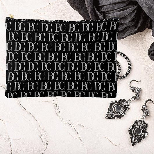 Pochette À Accessoires Style tendance vue designer monogramme