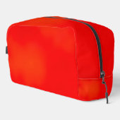 Pochette zippée rouge vif sur fond blanc (Coin droit)