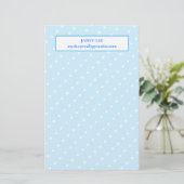 Points Blancs Sur Papeterie Bleue Personnalisée (Debout devant)