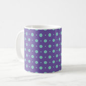 Points de pois sarcelle sur un mug classique viole (Devant gauche)