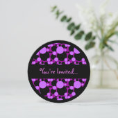 Points gris violet doux 16 invitations en cercle (Debout devant)