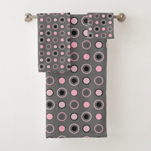 Points noirs, roses, gris et blancs (En situation)